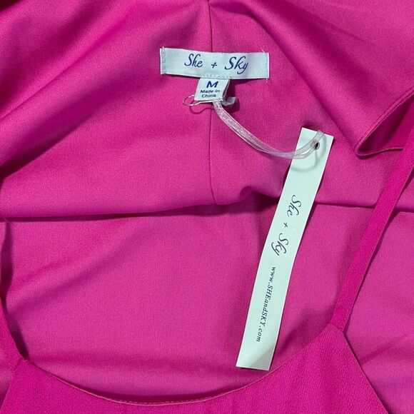 NWT She + Sky Pleated Hem Halter Dress Fuchsia Pink Size M Keyhole Midi Preppy - Picture 7 of 11